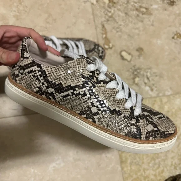 ZARA snake-skin sneakers - Picture 2 of 3